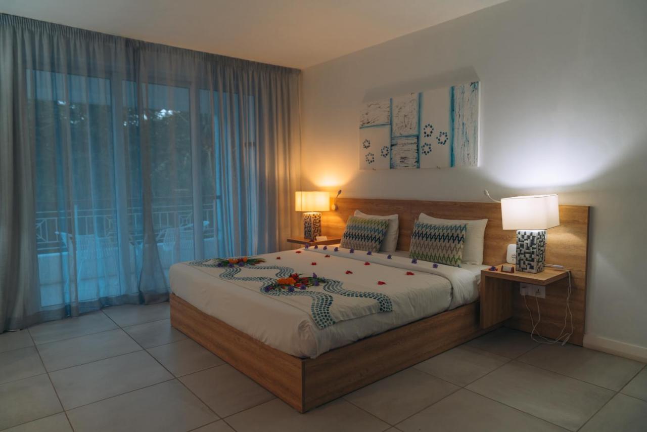 Casuarina And Hotel Trou aux Biches