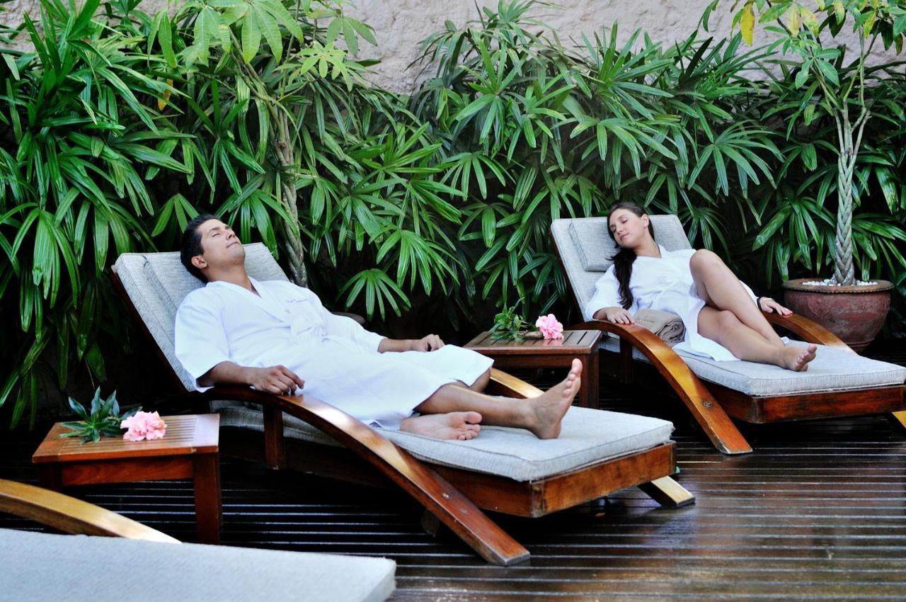 Casuarina And Hotel